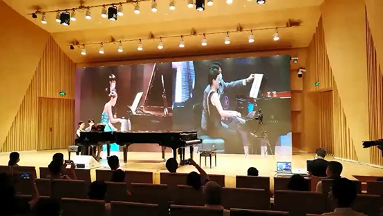 活动报道 | “科技助力，跨越时空”，小鹿纯子携手刘明康共享中日音乐盛宴